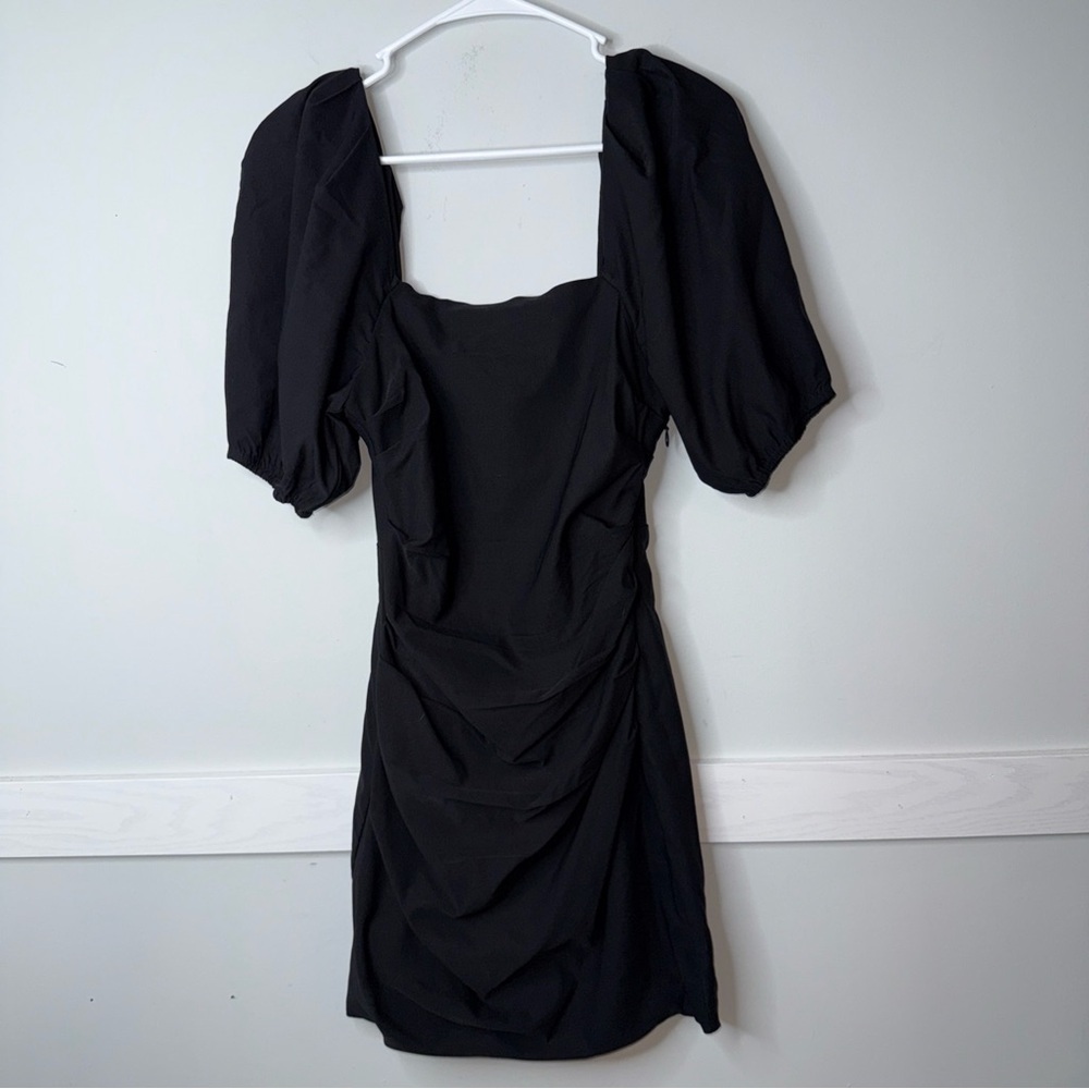 ASTR The Label Black Puff-Sleeve Square Neck Mini Dress
